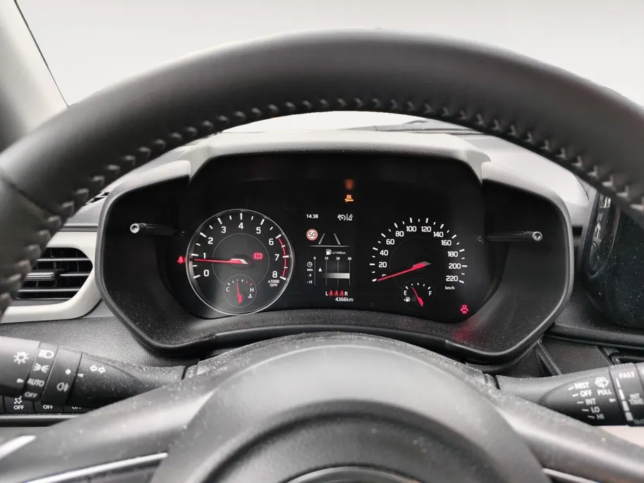 Suzuki Swift 1.2 Select Smart Hybrid | Stoelverwarming | Navigatie | Camera | Incl. 12 maanden garantie, APK, Onderhoudsbeurt etc. Premiumpakket gratis! |