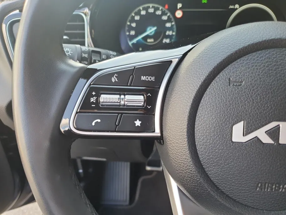 Kia Ceed Sportswagon 1.0 T-GDi MHEV Design Edition | Stoel en stuurverwarming | Navigatie | Camera | Apple Carplay / Android Auto | Elektrisch achterklep |
