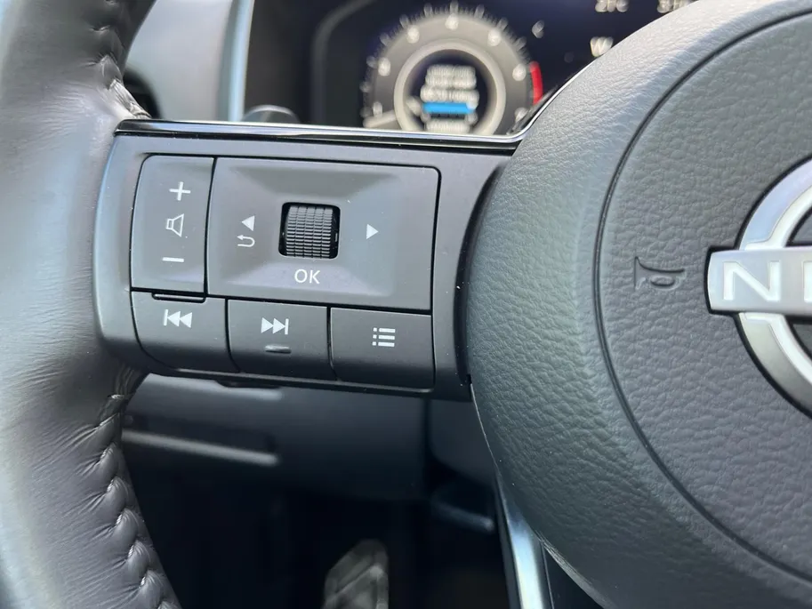 Nissan QASHQAI 1.3 MHEV Xtronic N-Connecta