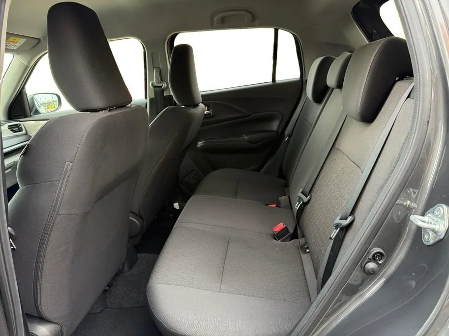 Suzuki Swift 1.2 Style Smart Hybrid | GARANTIE 2035 | STOELVERWARMING | CAMERA | NAVI | APPLE CARPLAY/ANDROID AUTO |