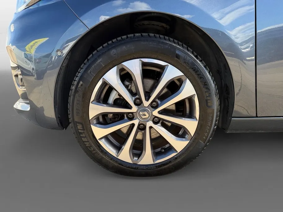 Renault ZOE R135 Intens 52 kWh Automaat | Navi | Camera | Cruise Control | Parkeersensoren | Apple CarPlay/Android Auto | Climate Control | Lichtmetalen Velgen | Digital Cockpit | Licht & Regen Sensor |