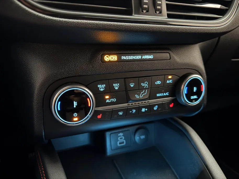 Ford Kuga 2.5 PHEV ST-Line | 225 pk | Winterpack |