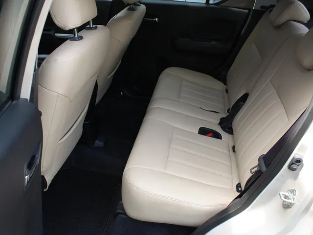 Suzuki Ignis 1.2 Smart Hybrid Style Automaat | Navi | Leder | Cruise | Camera | Lm-Velgen