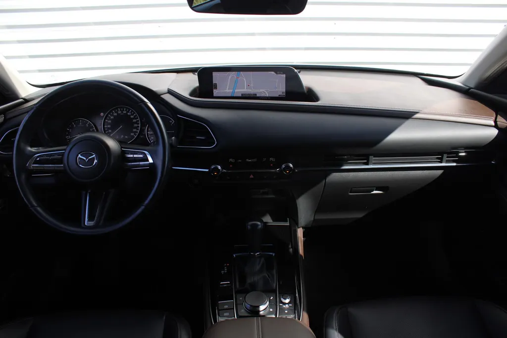 Mazda CX-30 2.0 SkyActiv-G Comfort | Automaat | Cruise | PDC | 16' LM | Navi | Leer | Trekhaak |