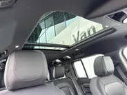 Land Rover Defender 110 2.0 P400e 110 X-Dynamic HSE