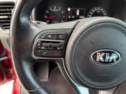 Kia Sportage 1.6 T-GDI GT-Line First Edition | NAVIGATIE | CLIMATE & CRUISE CONTROLE | LEDER | TREKHAAK | ALL SEASON BANDEN |
