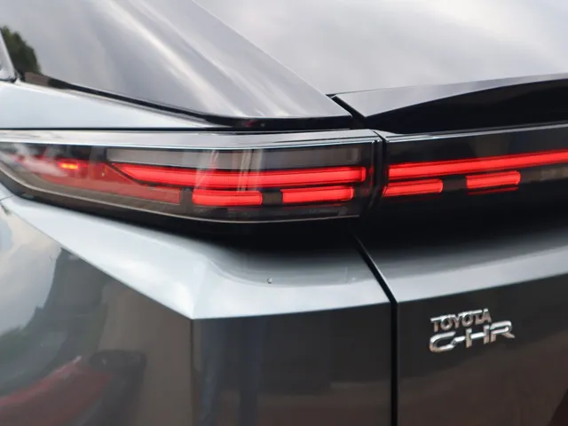 Toyota C-HR+ Executive AWD 77 kWh | Executive Plus Pack |