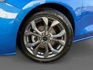 Ford Focus Wagon 1.0 EcoBoost Hybrid ST Line X | Winter Pack | Driver Assistance Pack | Panormadak | Apple Carplay & Android Auto | Navigatiesysteem |