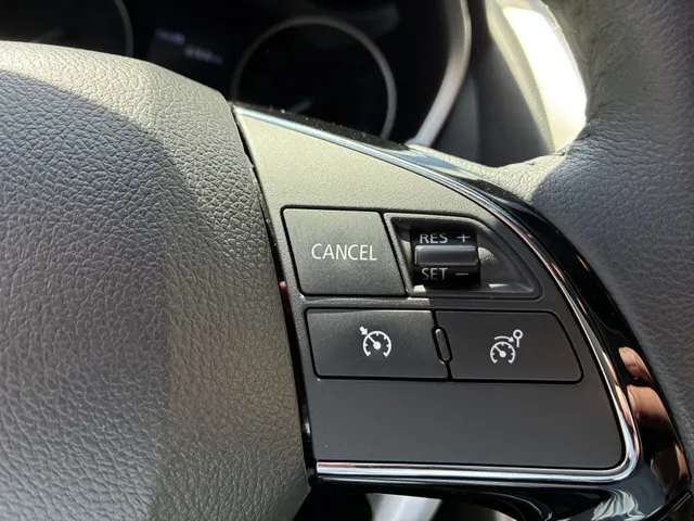 Mitsubishi Eclipse Cross 2.4i PHEV Intense+ | Trekhaak | Navigatie