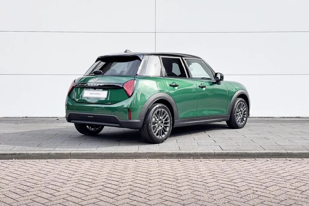 MINI Cooper 5-deurs 1.5 Cooper C Classic S