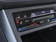 Volkswagen Polo 1.0 TSI 110pk DSG Style · Camera · Keyless · Stoelverwarming · Apple/Android Car Play · Matrix LED · Dodehoeksensoren · Navigatie · Verkeersbord Detectie · P-Sensoren ·