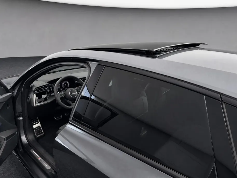 Audi A3 Sportback 40 TFSI e S edition 204 PK · Glazen panoramadak · SONOS premium 3D · Lichtpakket pro ambient light · MEGA Sale