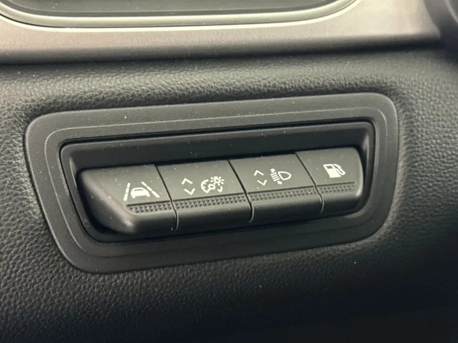 Renault Captur 1.6 E-Tech PHEV 160 Intens | Groot Scherm + Navigatie | Parkeercamera | Cruise Control