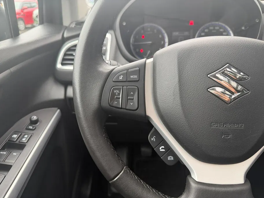 Suzuki S-Cross 1.0 Boosterjet Stijl | Clima / adapt. cruise control | Navigatie | Camera | Subwoofer |