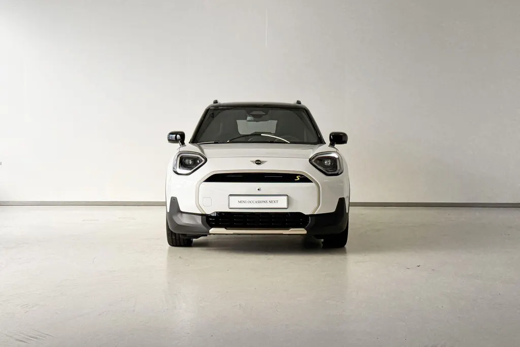 MINI Aceman SE Favoured L 54.2 kWh