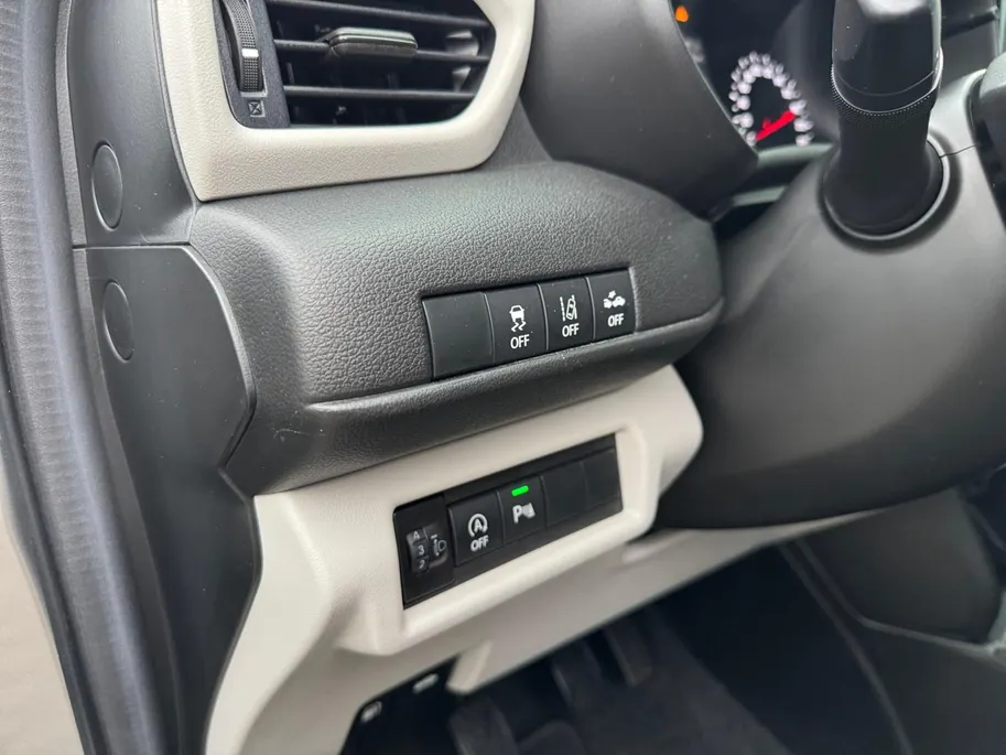 Suzuki Swift 1.2 Select Smart Hybrid | Apple Carplay/Android Auto | Achteruitrijcamera | Adaptive Cruise Control | BLISS | Stoelverwarming |