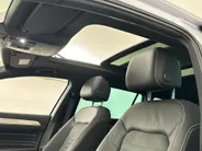 Volkswagen Passat Variant 1.5 TSI R-Line Business + DSG Automaat | Panoramadak | Trekhaak | Elektrische Stoelen