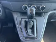 Renault Kangoo E-Tech Advance 22 kW 44 kWh | Lage Kilometerstand | WLTP 285 KM | Navigatie | Apple/Android Carplay |