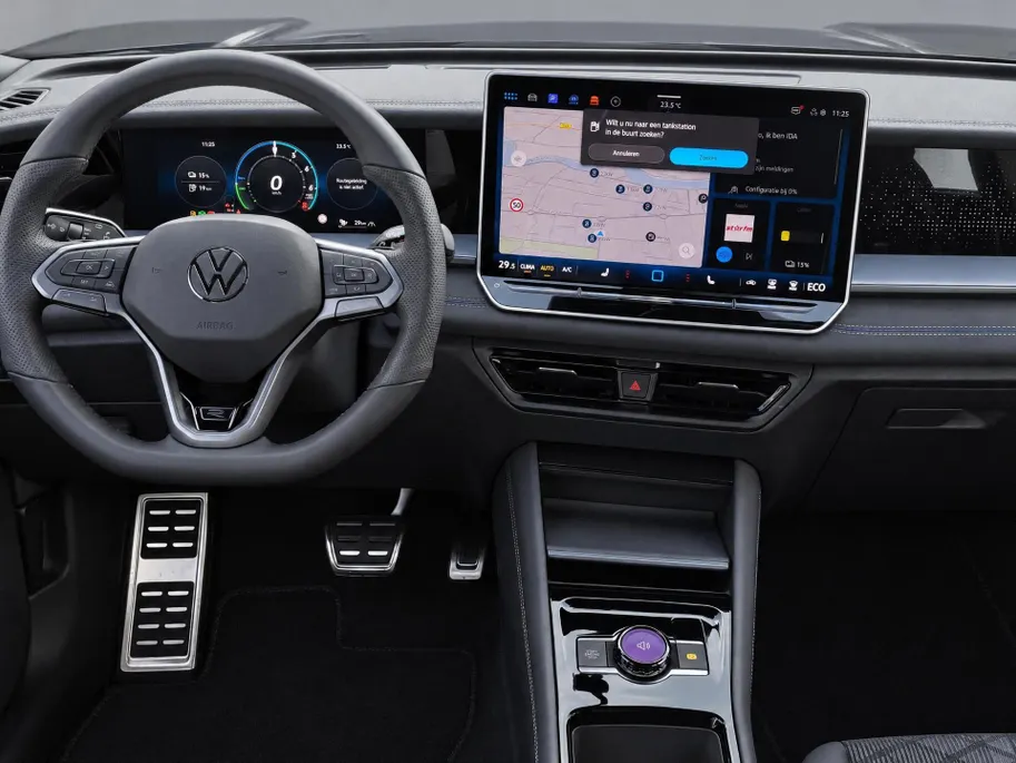 Volkswagen Tayron R-Line Edition 1.5 eHybrid 204 PK 6 versn. DSG · Black Style Pakket · Trekhaak inklapbaar, met elektrische ontgrendeling, incl. aanhangermanoeuvreerhulp Trailer Assist ·