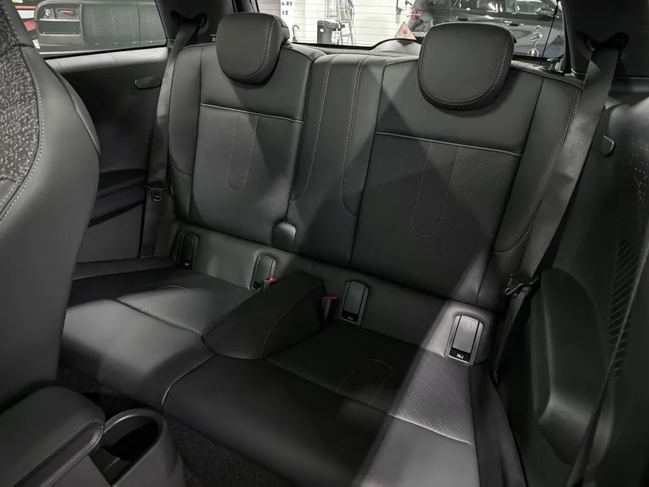 MINI Cooper 3-deurs C