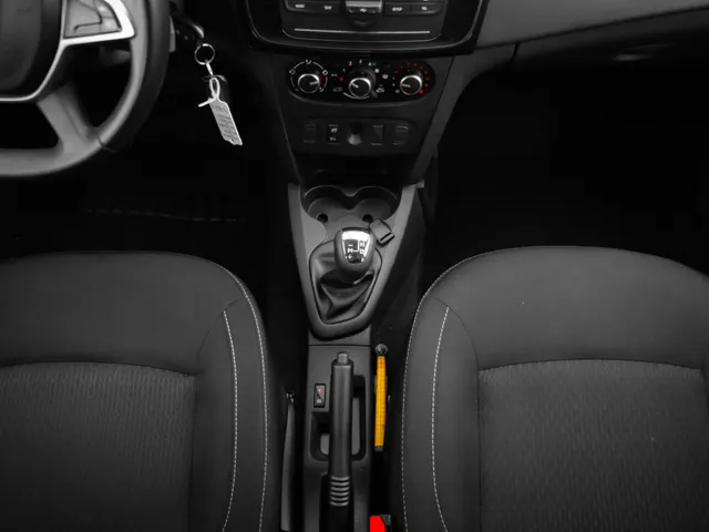 Dacia Sandero TCe 90 Easy-R Serie Limitee Royaal | automaat | airco | trekhaak | LM velgen