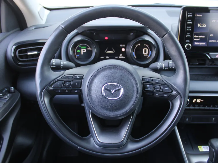 Mazda 2 Hybrid 1.5 Select | Trekhaak | Stuur-/stoelverwarming | Camera | HUD | Telefoonlader | Dodehoek detectie | Cruise adapt. | Clima | 16' LM |