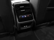 Volkswagen ID.7 Pro Limited Edition 77 kWh accu 286 pk · Achteruitrijcamera · Draadloze telefoonverbinding · LEDER INTERIEUR -