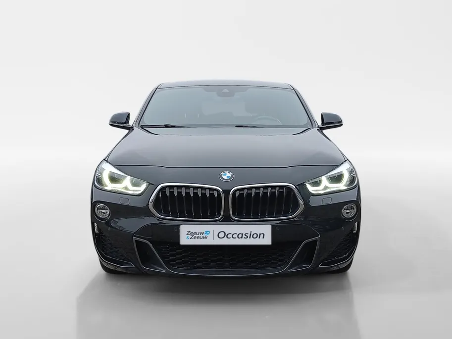 BMW X2 sDrive18i High Executive | Parkeercamera | Elektrische achterklep | M-pakket |