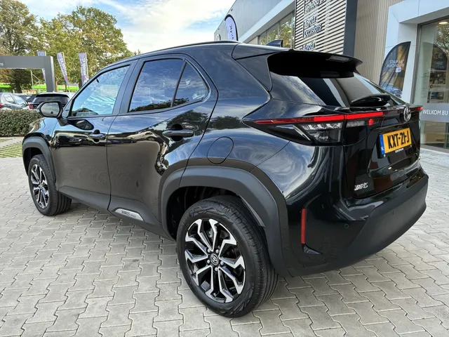 Toyota Yaris Cross 1.5 Hybr 115 Dynamic | stuur/stoelverwarm. | pdc v/a |