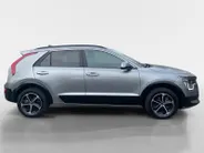 Kia Niro 1.6 GDi Hybrid DynamicPlusLine | Cruise Control | Climate Control | Open Dak | Navigatie | Camera | Parkeersensoren | Stoelverwarming | Stuurverwarming |