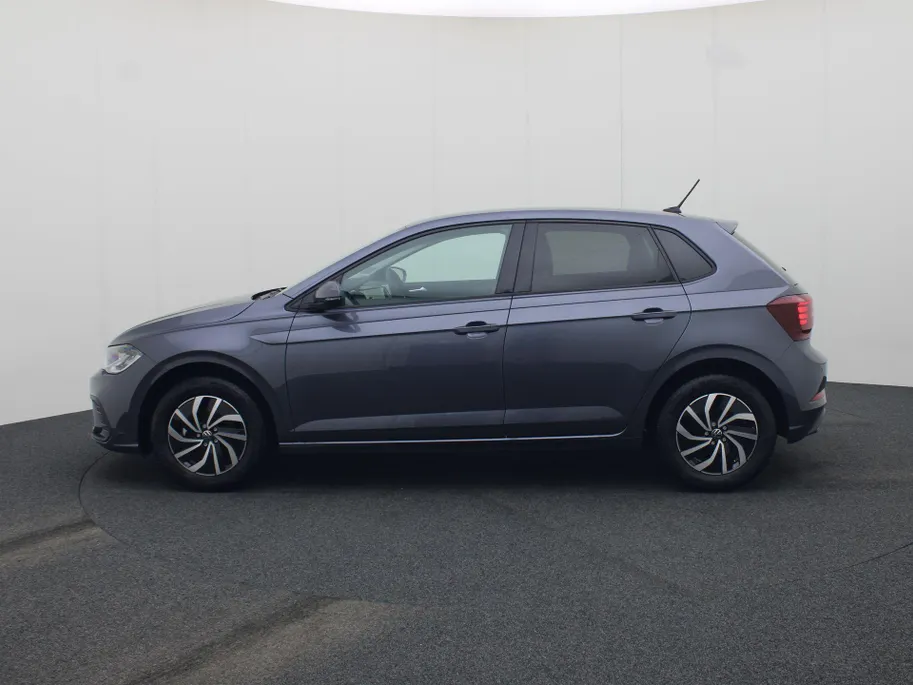 Volkswagen Polo 1.0 TSI 95pk Life Edition · Camera · Apple/Android Car Play · P-Sensoren · 15'' Inch · MEGA Sale ·