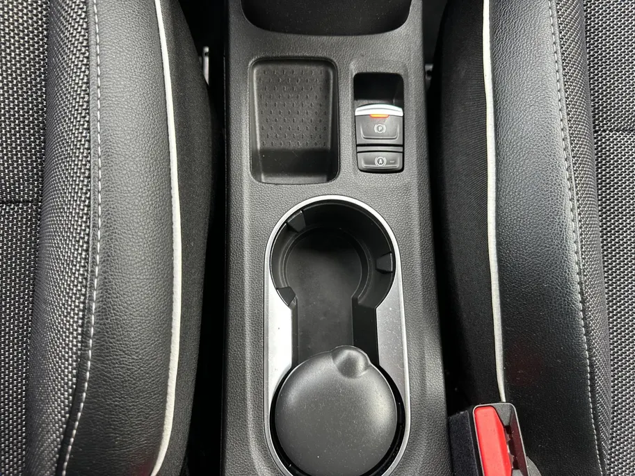 Renault Captur 1.6 E-Tech Hybrid 145 Techno | Automaat | Camera | Parkeersensoren | Cruise- & Climate Control | Apple Carplay & Android Auto | 12 Maanden BOVAG Garantie