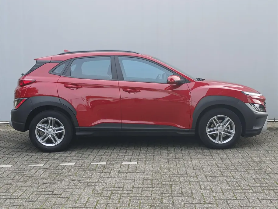 Hyundai Kona Automaat Comfort+ / Navigatie via Carplay / Stoel en stuurverwarming! /