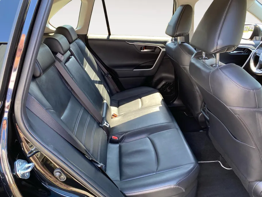 Toyota RAV4 2.5 Hybrid automaat Executive NL Auto | Leer | LED | Memory | Digi dash | JBL | cruise | etc.