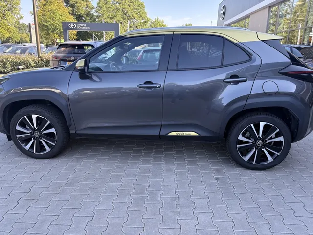 Toyota Yaris Cross 1.5 Hybrid Launch Edition | Bi-Tone | HUD | VERKOCHT