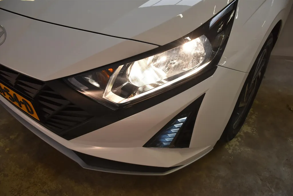 Hyundai i20 1.2i Comfort | 4-cilinder | Navi | Cruise Control | Camera