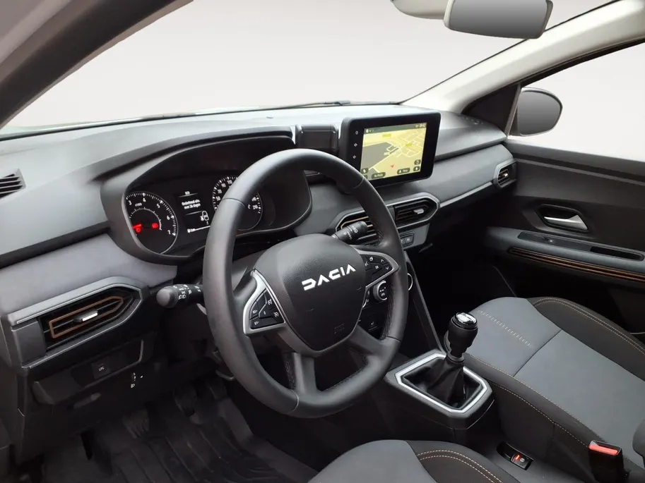 Dacia Sandero Stepway 1.0 TCe 100 ECO-G Extreme Apple Carplay/Android Auto , camera , navi , parkeersensor , climate , cruise , zwarte velgen .