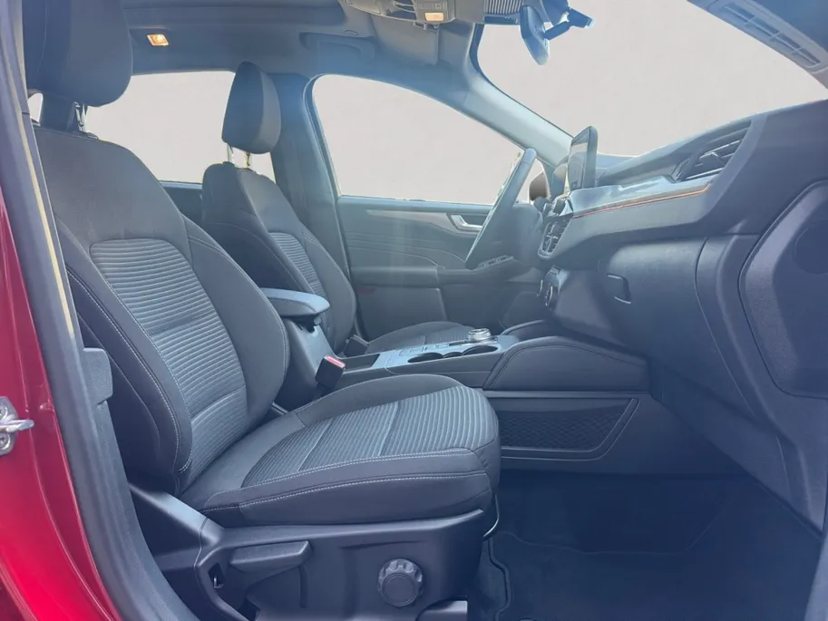 Ford Kuga Ford Kuga 2.5 PHEV Titanium stoel/stuurverwarming | panoramadak