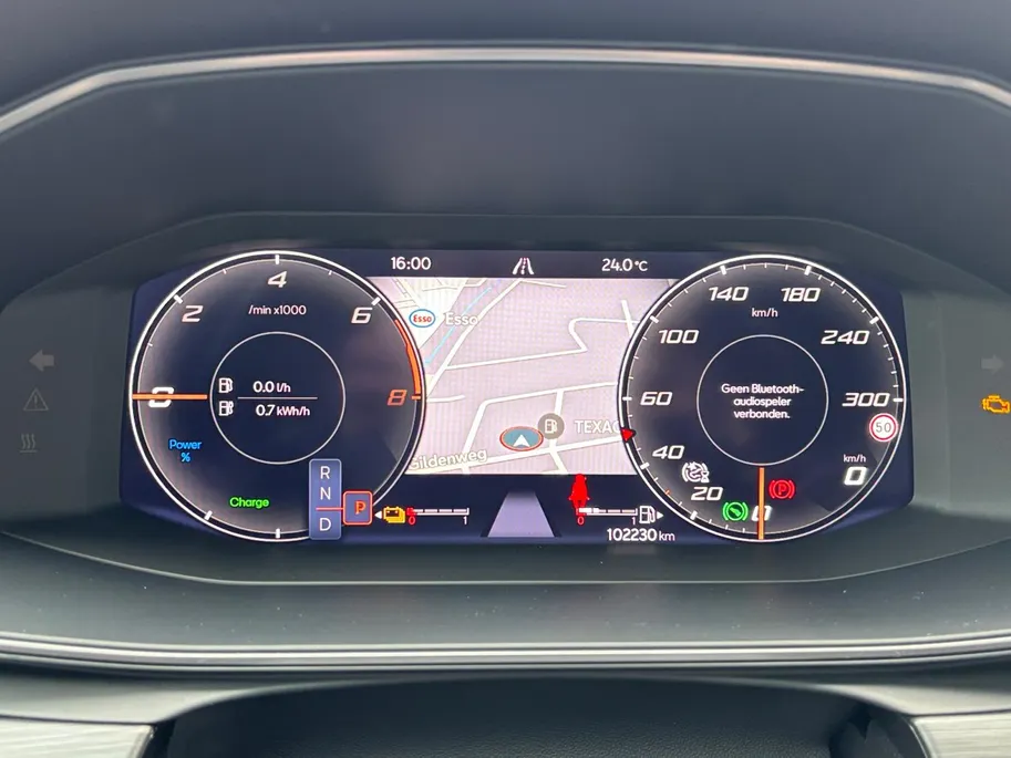CUPRA Formentor 1.4 e-Hybrid VZ Copper Edition | Panoramadak | Adapt. Cruise Control | Stoel-en Stuurverwarming | Memory seats | 12 maanden garantie |