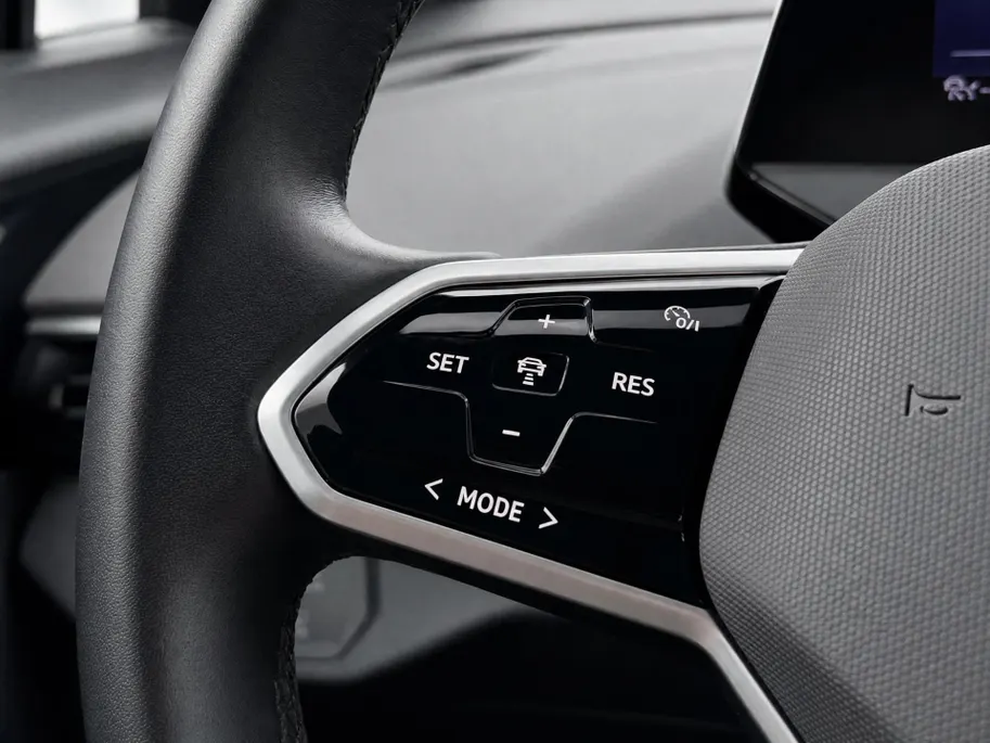 Volkswagen ID.4 City 148pk 52 kWh · SOH 91,7% · Panoramadak · Apple/Android Car Play · Stoel- & Stuurverwarming · 18'' Inch ·