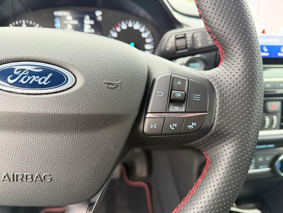Ford Fiesta 1.0 EcoBoost Hybrid ST-Line | NL Auto | 1 eigenaar | Navigatie | Apple carplay & Android auto | Parkeersensor achter | Cruise control | Draadloos opladen mobiel | Bovag garantie |