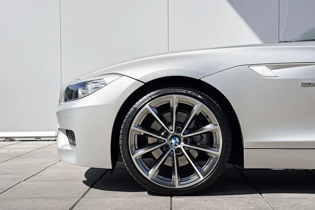 BMW Z4 sDrive30i Mille Miglia 27/99