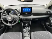 Toyota Yaris 1.5 Hybrid 115 Comfort | Parkeercamera | Climate control | Apple Carplay/Android Auto | Adaptive cruise control | LM-Velgen