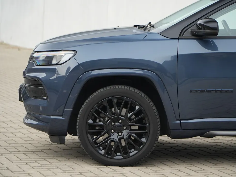 Jeep Compass 4xe 240 PK Hybrid S | Leder | Navi | Winter | Trekhaak | 19'