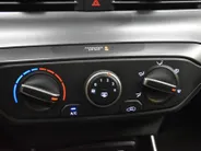 Hyundai i20 1.0 T-GDI DCT AUT Comfort Smart | Navigatie | Camera