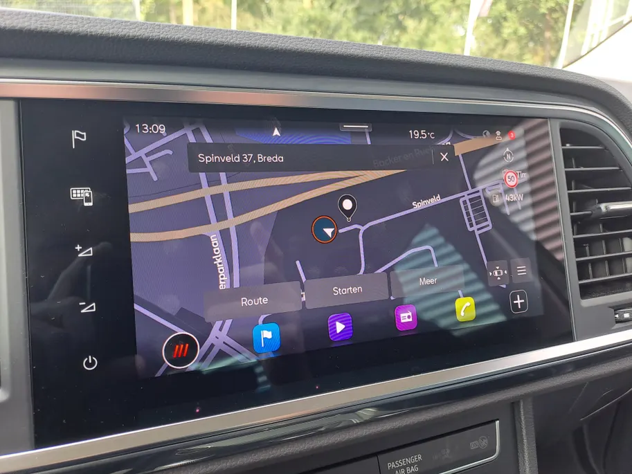 SEAT Ateca 1.5 TSI Style Business Intense | Keyless start | ECC | Navigatie | Camera | Cruise control adaptief | Apple Carplay/Android Auto | 17'' LM