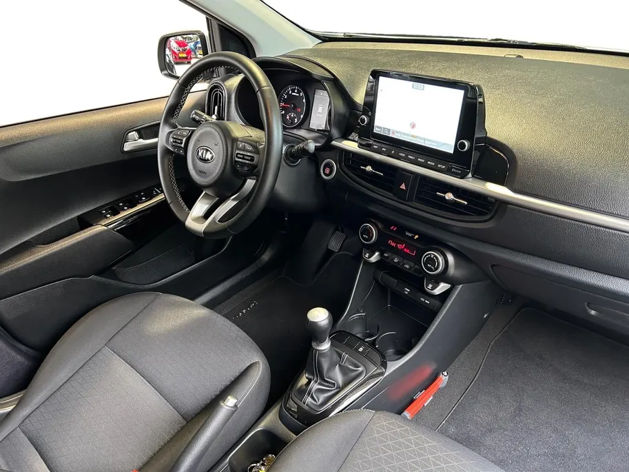 Kia Picanto 1.0 DPi DynamicPlusLine | Apple Carplay / Android Auto | Navigatiesysteem | Lichtsensor | Parkeersensoren + Camera Achter | Cruise Control | Climate Control | 15'Lichtmetalen Velgen