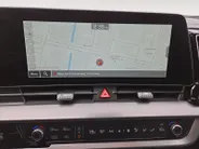 Kia Sportage 1.6 T-GDi Hybrid Dark Edition | Camera | Carplay | Cruise Control Adaptief | Stoelverwarming voor en achter | Full Option |Trekhaak| Fabrieksgarantie t/m 5-2031 |