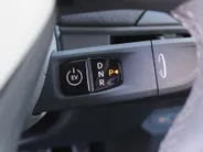Kia EV3 GT-Line 81.4 kWh | Stuur-/stoelverwarming | Schuifdak | Camera | Dodehoek detectie | Elek. stoelverstelling | 19' LM | LED | Telefoonlader |