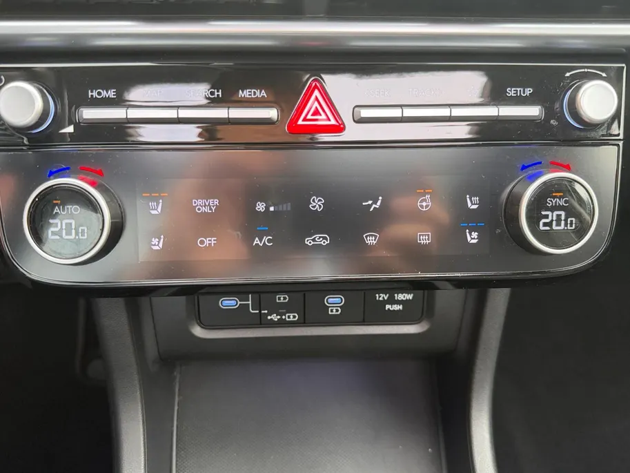 Hyundai Tucson 1.6 T-GDI PHEV Premium Sky 252PK | 66km WLTP elektrisch | Navigatie | Apple Carplay & Android Auto | Stoelventilatie & verwarming | Schuif- kanteldak | 360 camera |